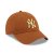 Caps - New Era Metallic Badge 940 New York Yankees (brun)