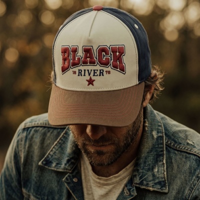 Kasket - Black River Texas Cotton Cap (creme/marineblå/brun)