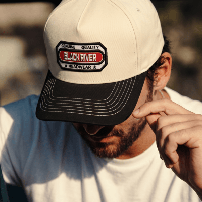 Kasket - Black River Richmond Cotton Snapback (offwhite/sort)