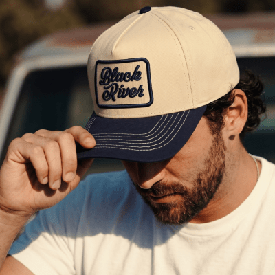 Kasket - Black River Denver Cotton Snapback (creme/marineblå)