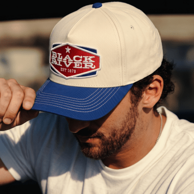 Kasket - Black River Cincinnati Cotton Snapback (offwhite/blå)