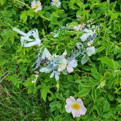 Blomsterkrans - Gårda Linnea Flowerband (flerfarvet)