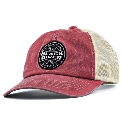 Kasket - Black River Knoxville Washed Trucker (rød/creme)