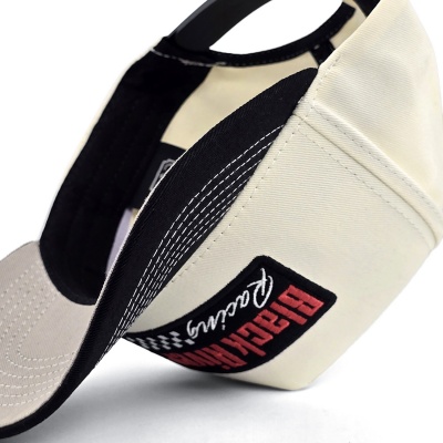 Kasket - Black River Racing Cotton Snapback (offwhite/sort)