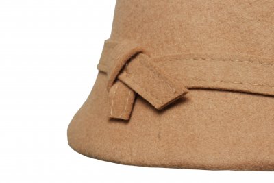 Hatte - Gårda Ofena Wool Cloche (camel)